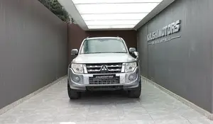 Mitsubishi Pajero 2011 Silver