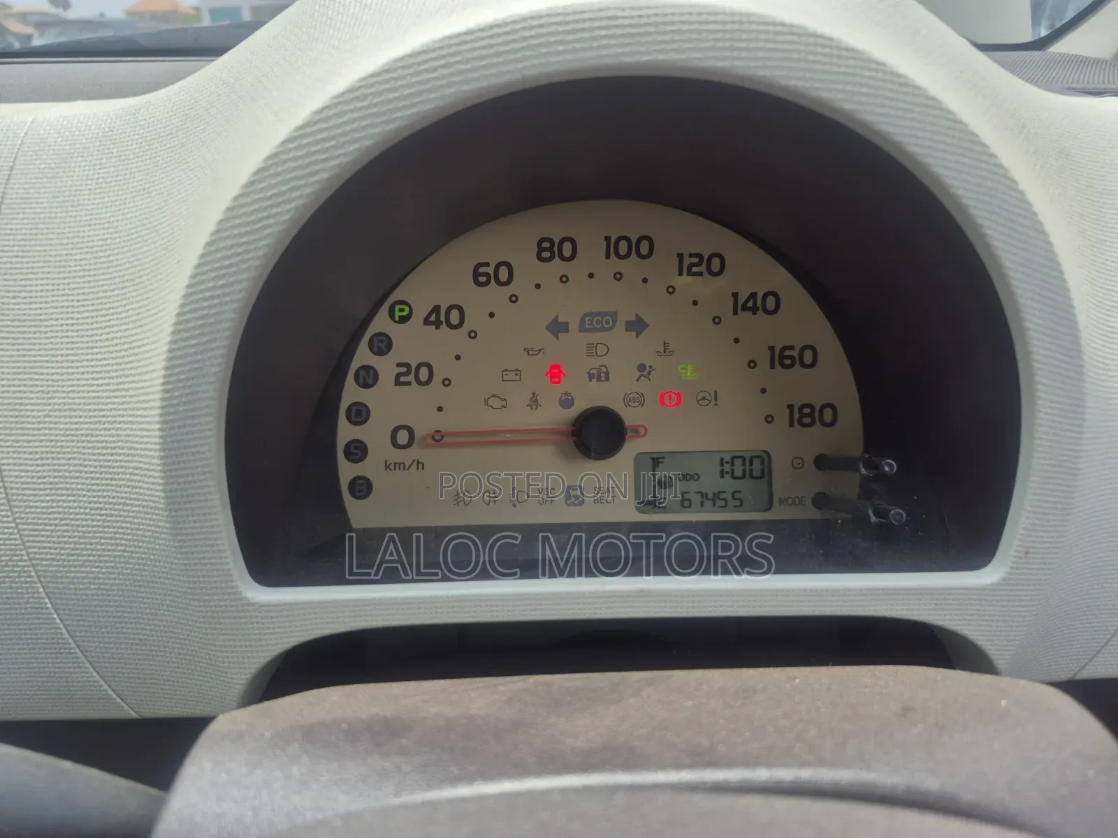 Toyota Passo 2011 Off white