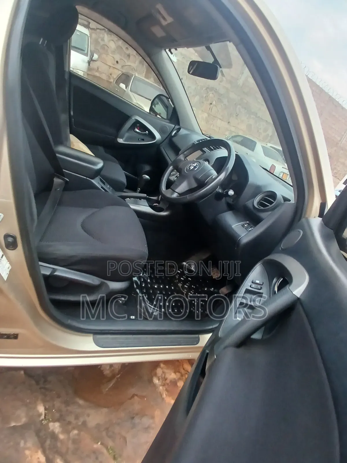 Toyota RAV4 2009 White