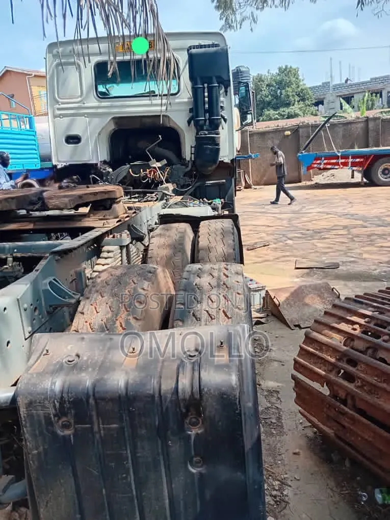 Sinotruck Tractor Head