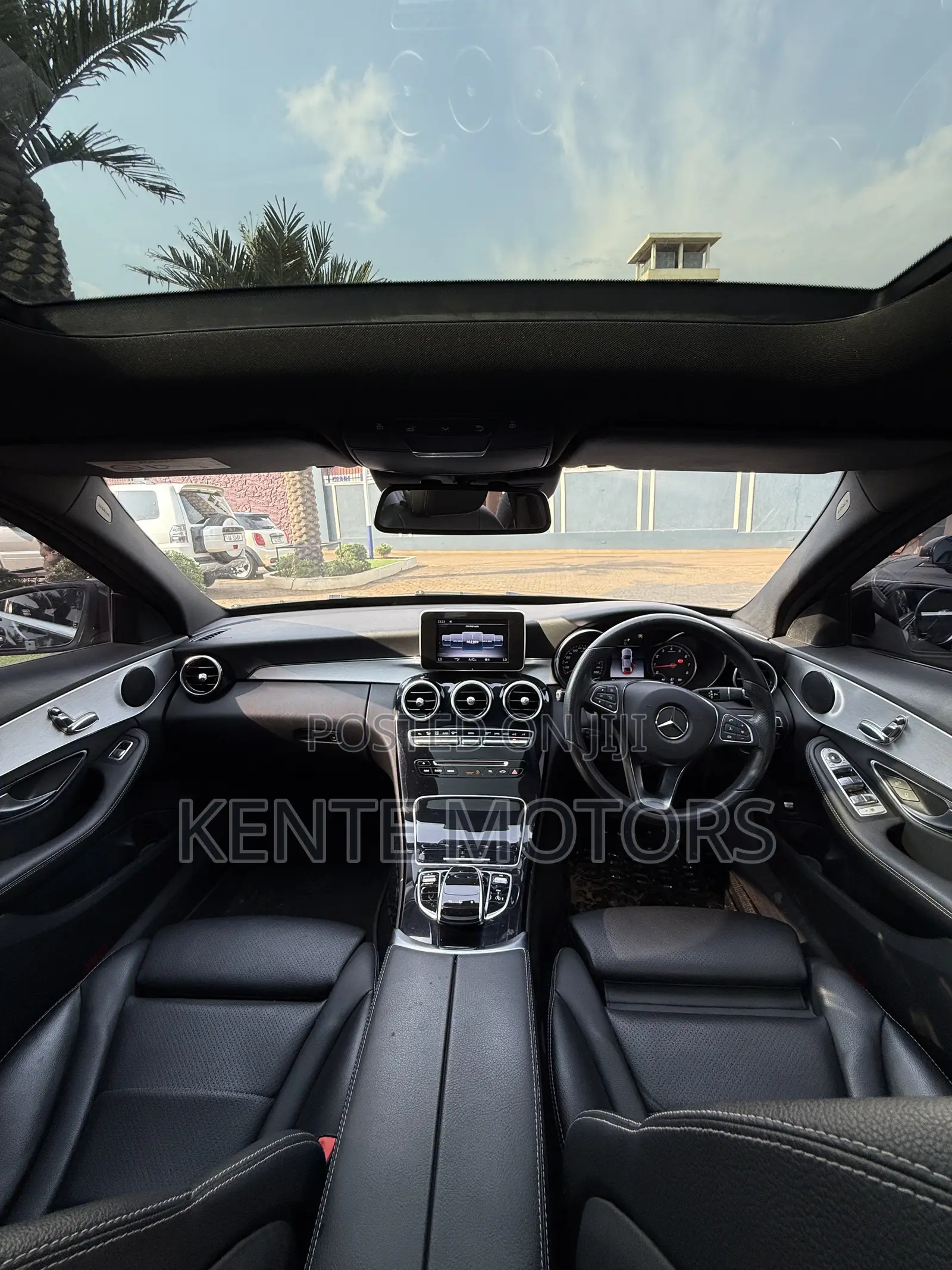 Mercedes-Benz C200 2018 Black