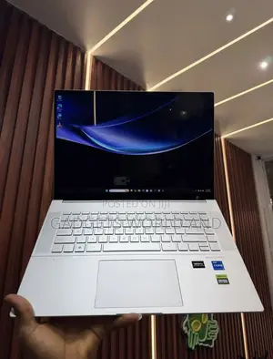 New Laptop HP Envy 16 Gaming 16-h1023dx 16GB Intel Core i7 SSD 1T