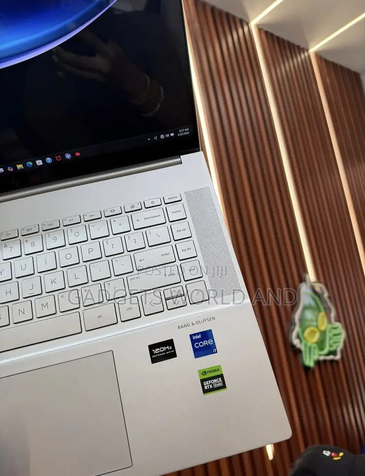 New Laptop HP Envy 16 Gaming 16-h1023dx 16GB Intel Core i7 SSD 1T
