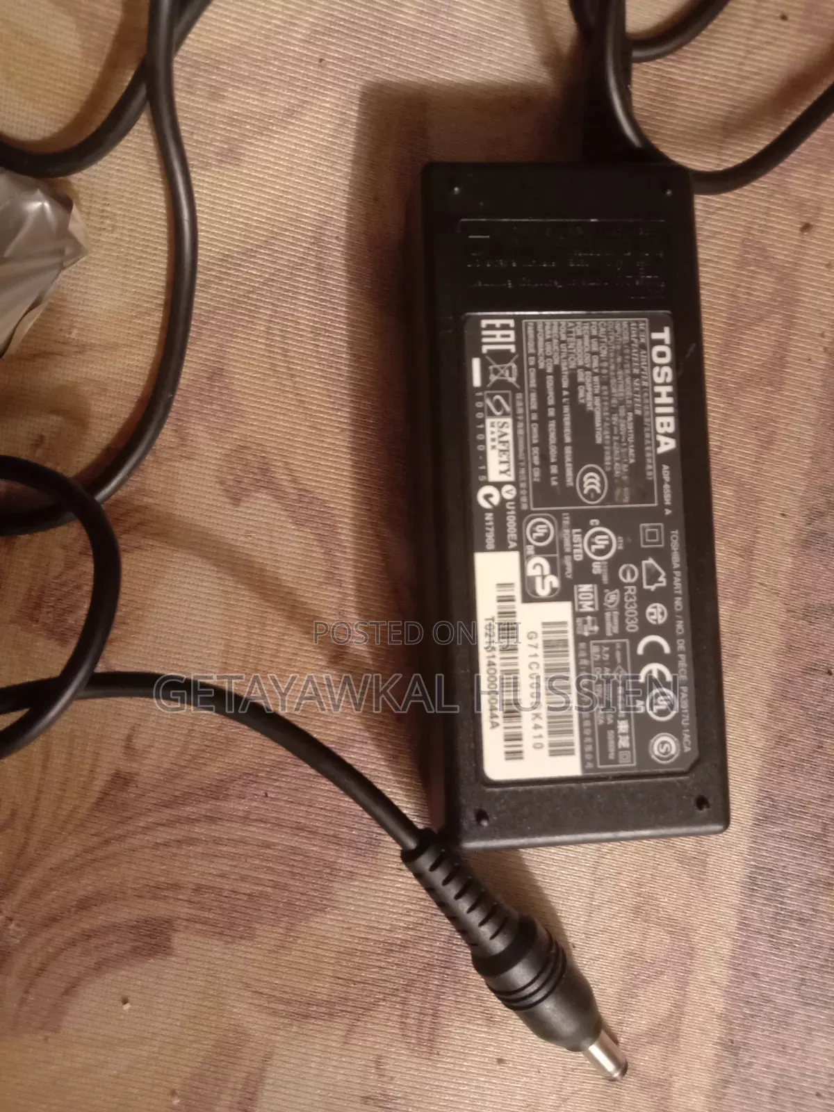 Toshiba Charger AC 100v Dc 19v 3.42a 50/60hz