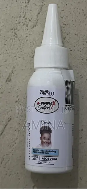 An Acne Pimple Serum With Salicylic Acid and Aloe Vera Gel