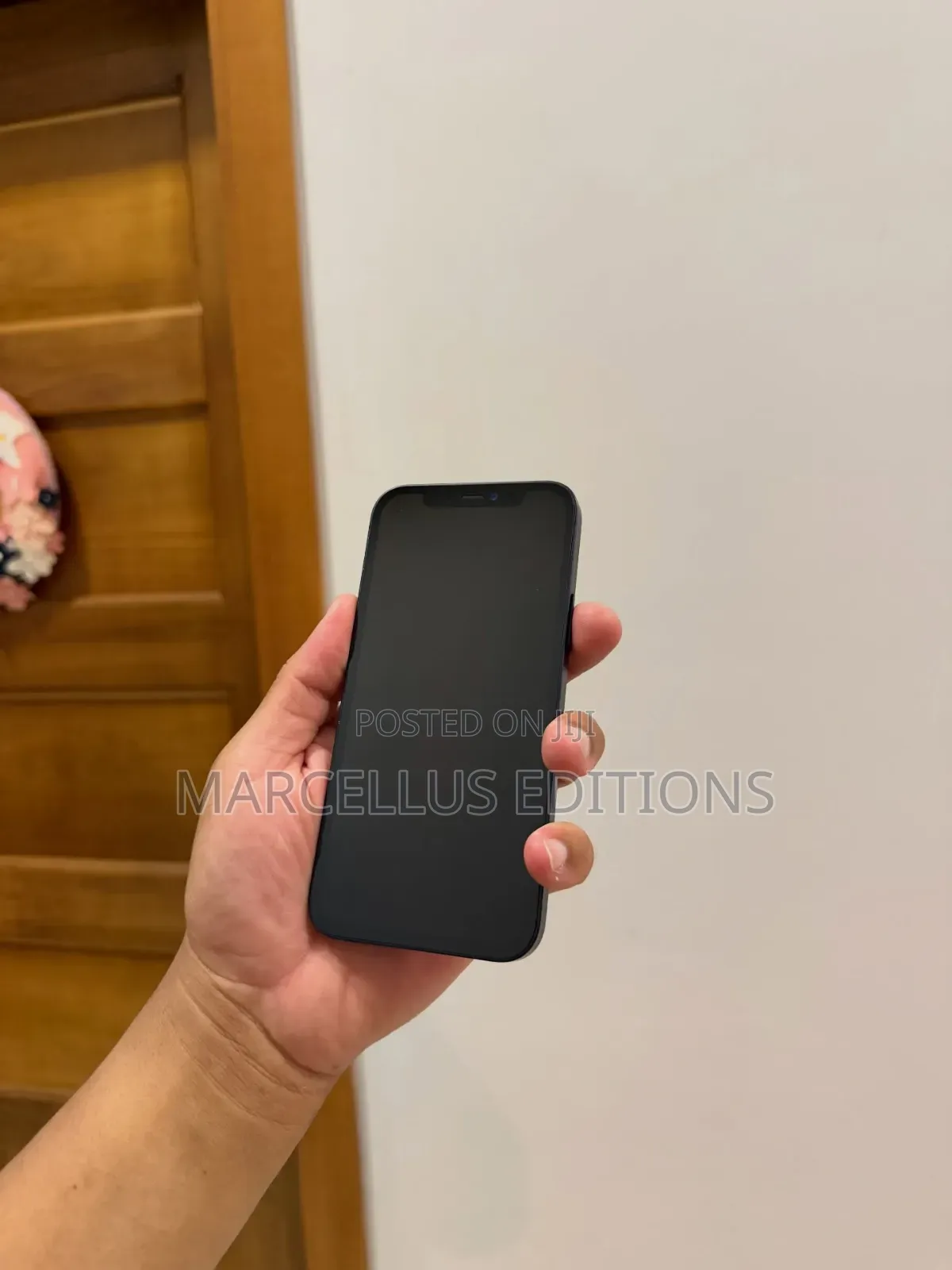 Apple iPhone 12 64 GB Black