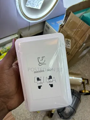 Shaver Socket