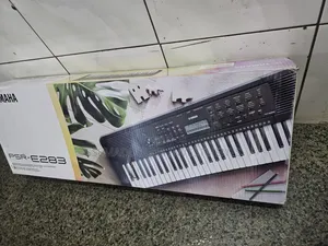 Yamaha PSR-E283 Keyboard
