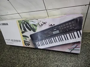 Yamaha PSR-E283 Keyboard