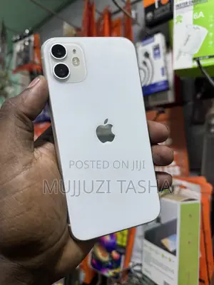 Apple iPhone 11 64 GB White