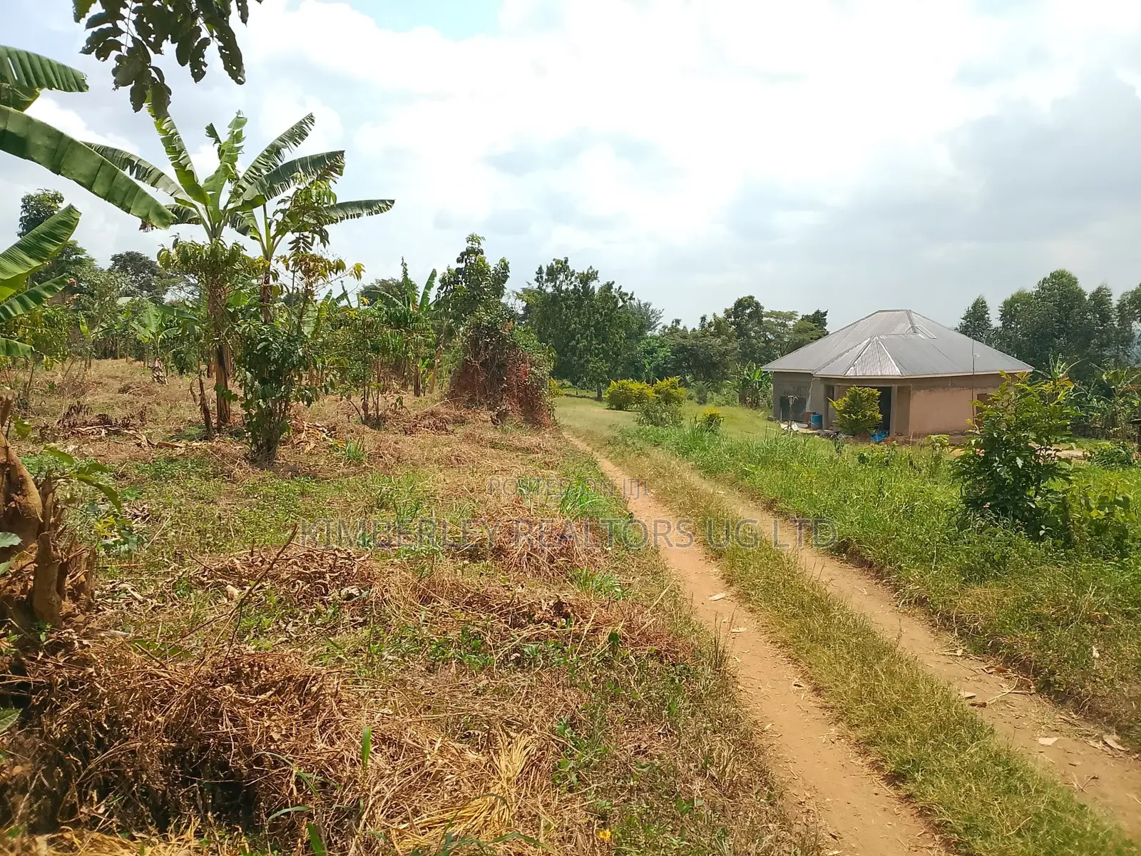  Quick Hot Deal – 1.7 Acres for Sale | Kyaliwajala Namugongo 