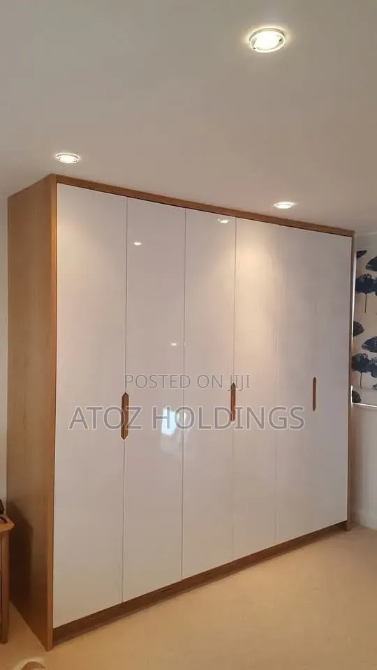Wardrobes/Bombay Wardrobes in Any Colour 995,000/- Per Running Meter
