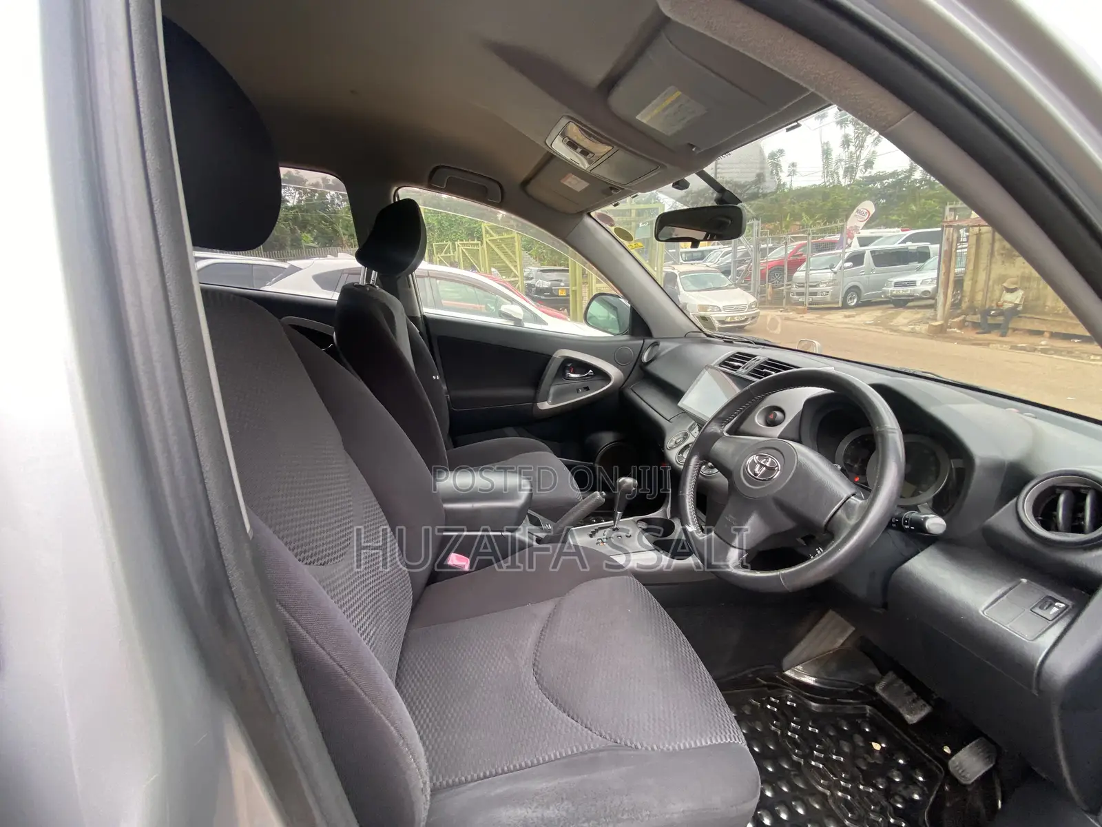 Toyota RAV4 2011 White