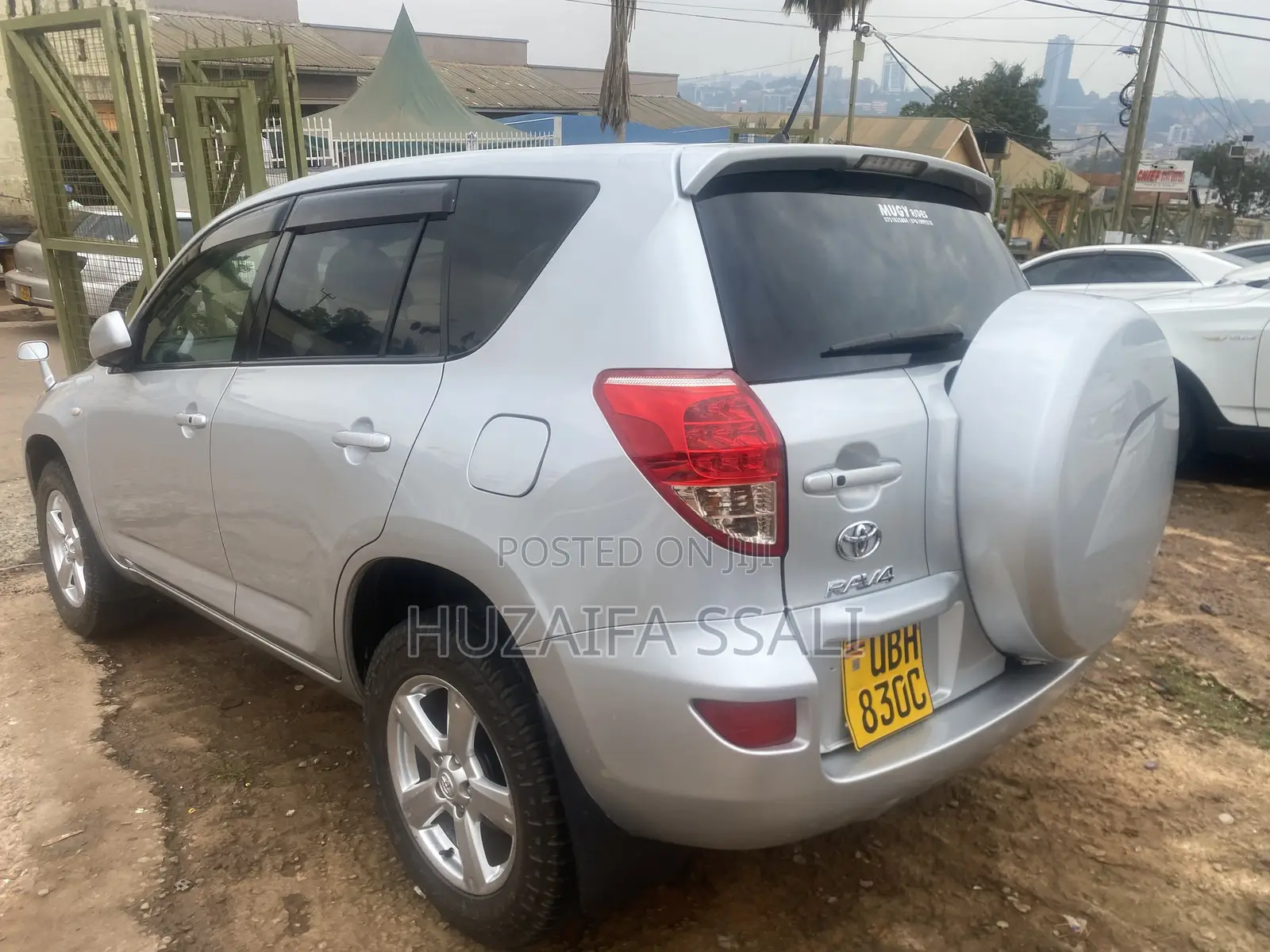 Toyota RAV4 2011 White