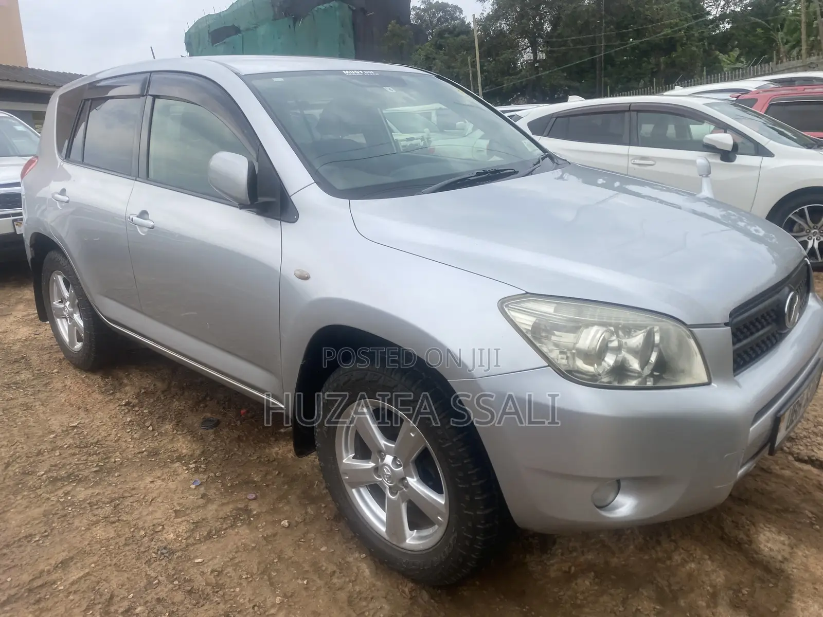 Toyota RAV4 2011 White