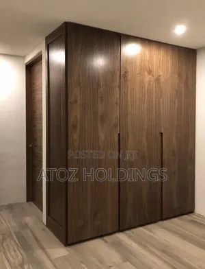 Wardrobes/Bianca Wardrobes in Any Colour 975,000/- Per Running Meter