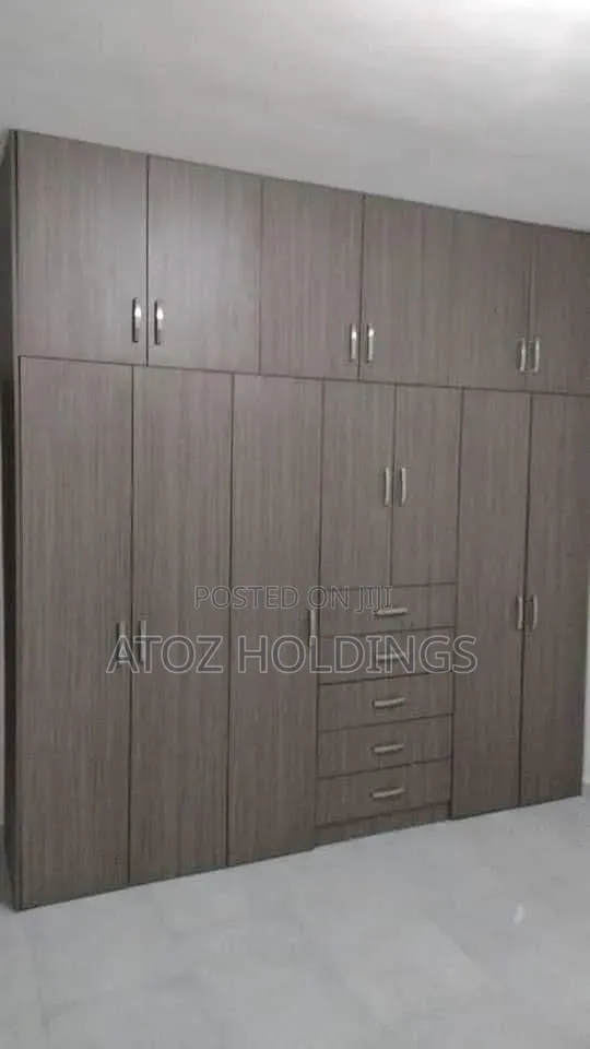 Wardrobes/Bianca Wardrobes in Any Colour 975,000/- Per Running Meter