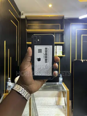 Apple iPhone 11 64 GB Black