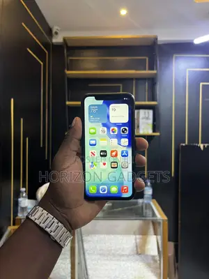 Apple iPhone 11 64 GB Black