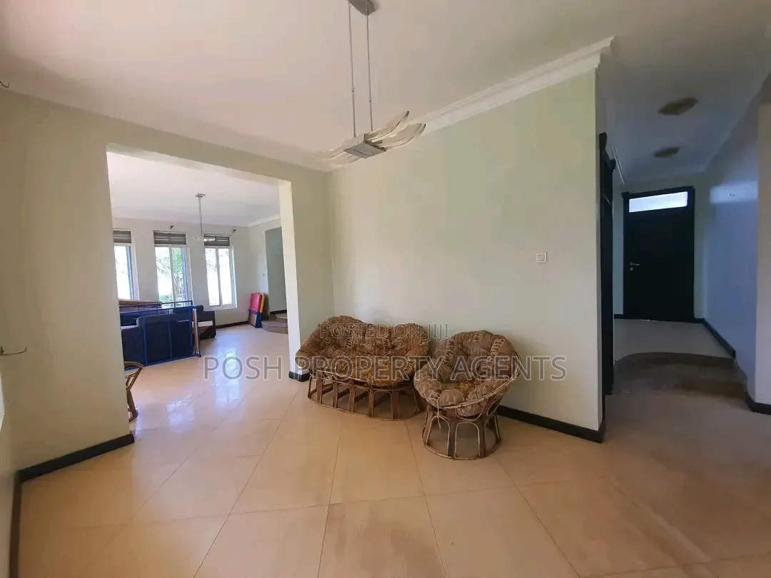 3bdrm Apartment in Bukoto, Central Division for rent
