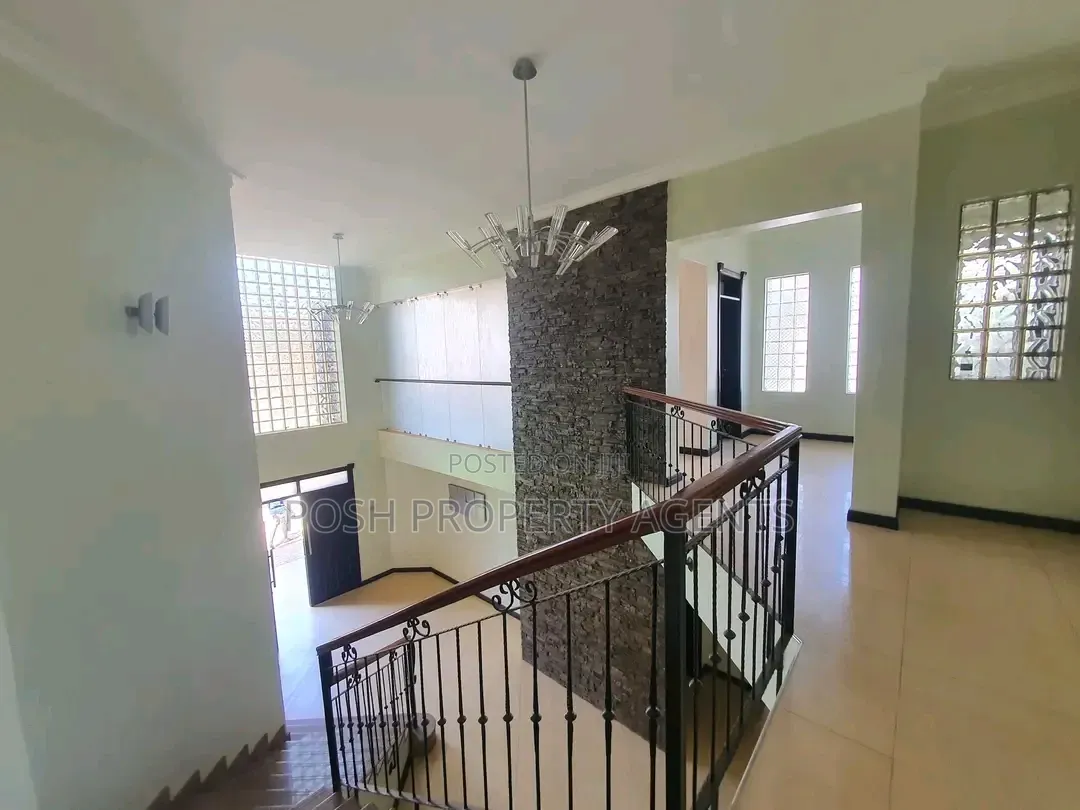 3bdrm Apartment in Bukoto, Central Division for rent