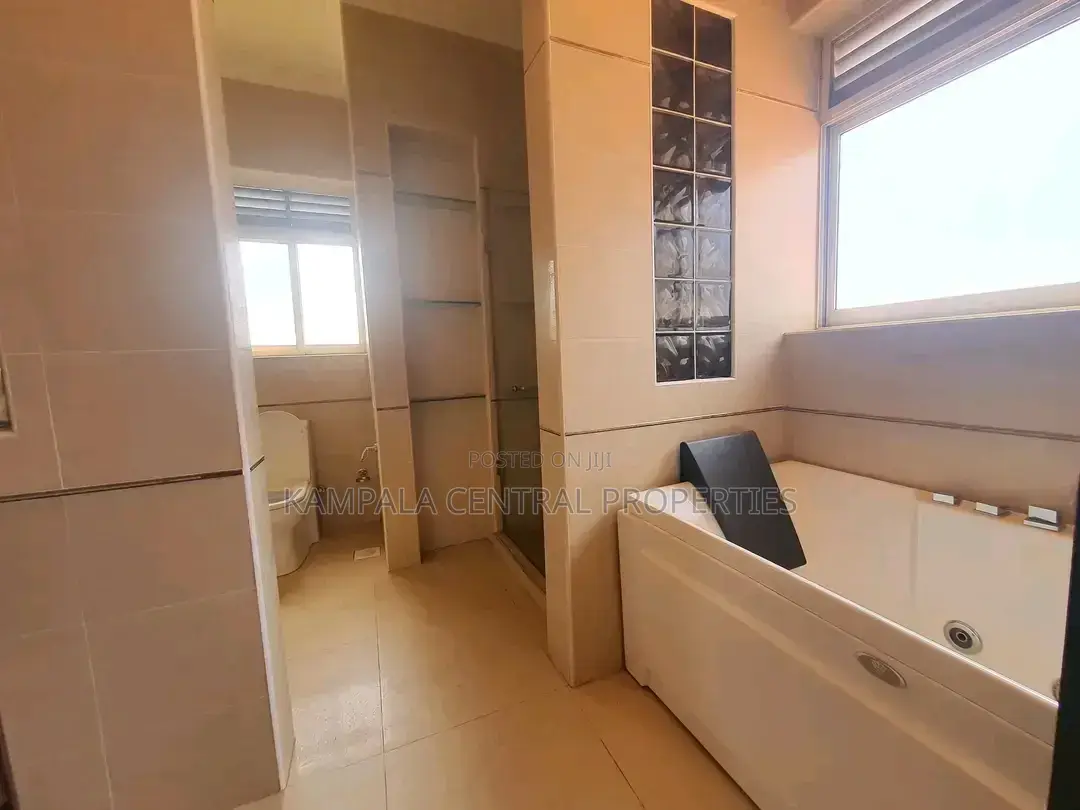 3bdrm Apartment in Bukoto, Central Division for rent
