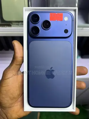 New Apple iPhone 17 Pro Max 256 GB Blue