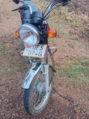 Bajaj Boxer 100 2019 Red