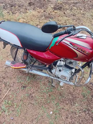 Bajaj Boxer 100 2019 Red