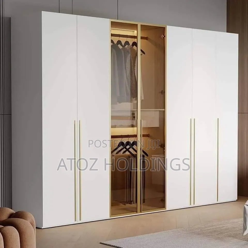 Wardrobes/Sanchez Wardrobes in Any Colour 950,000/- Per Running Meter