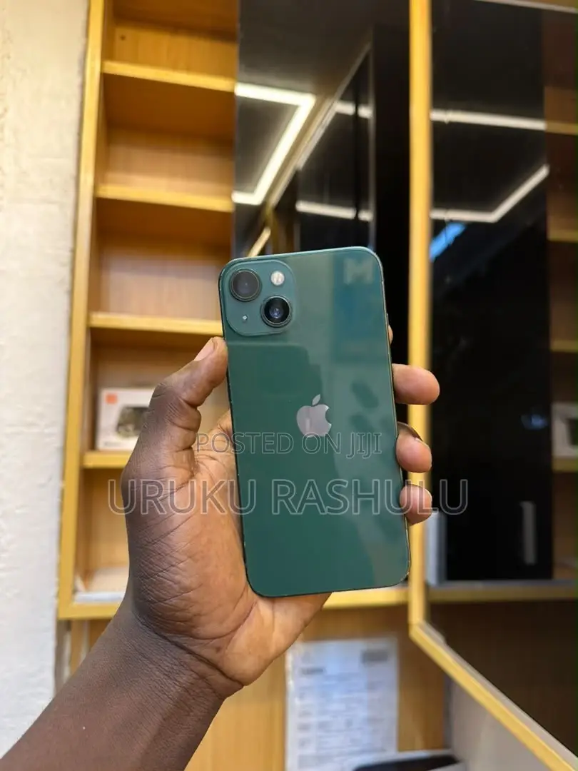 Apple iPhone 13 256 GB Green