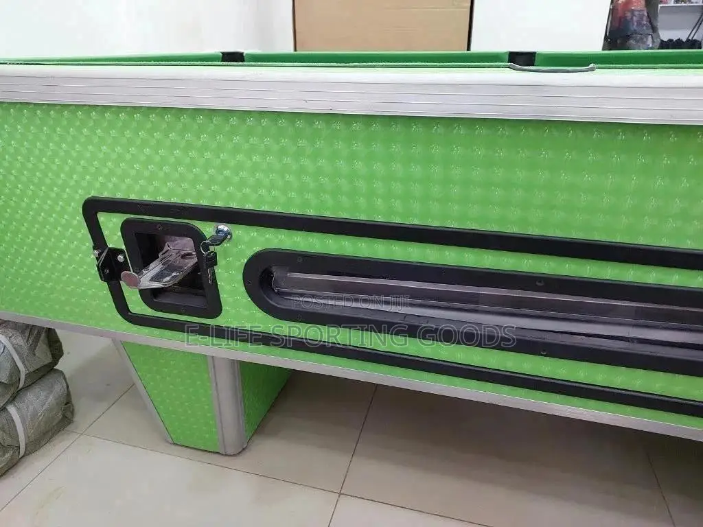 Standard Pool Table for Bar, Club, Games Business Homes