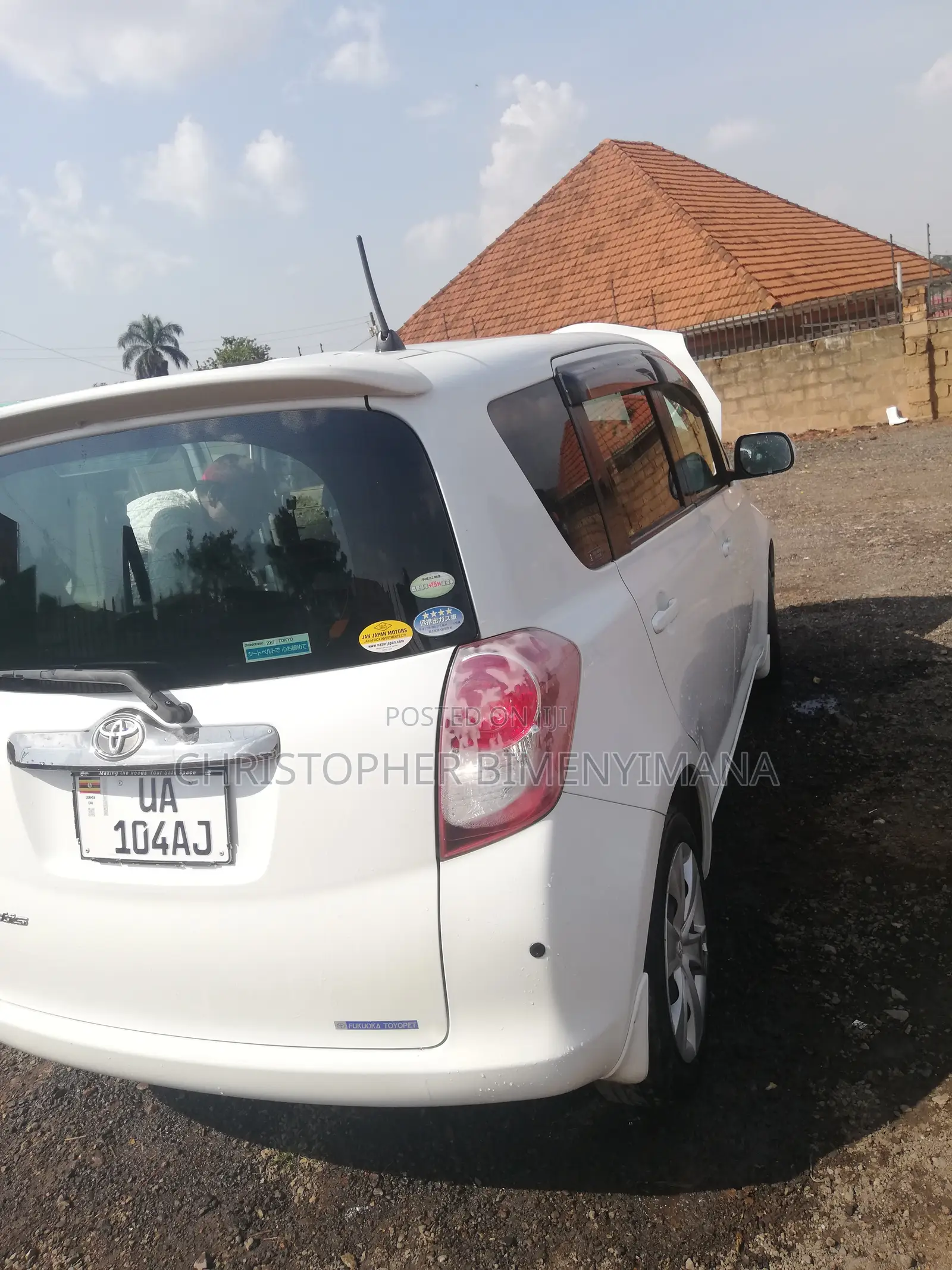 Toyota Ractis 1.5 FWD 2010 White