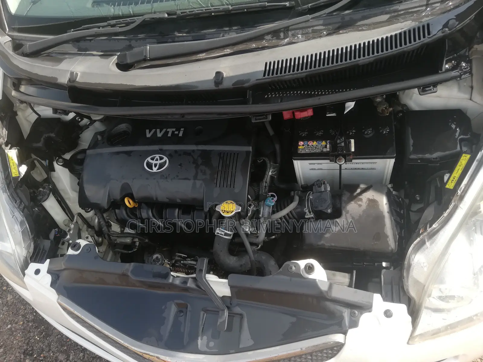Toyota Ractis 1.5 FWD 2010 White