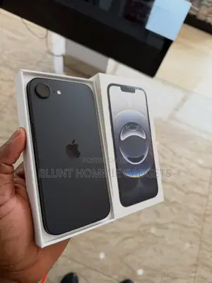 New Apple iPhone 16e 128 GB Black