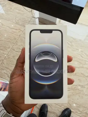 New Apple iPhone 16e 128 GB Black