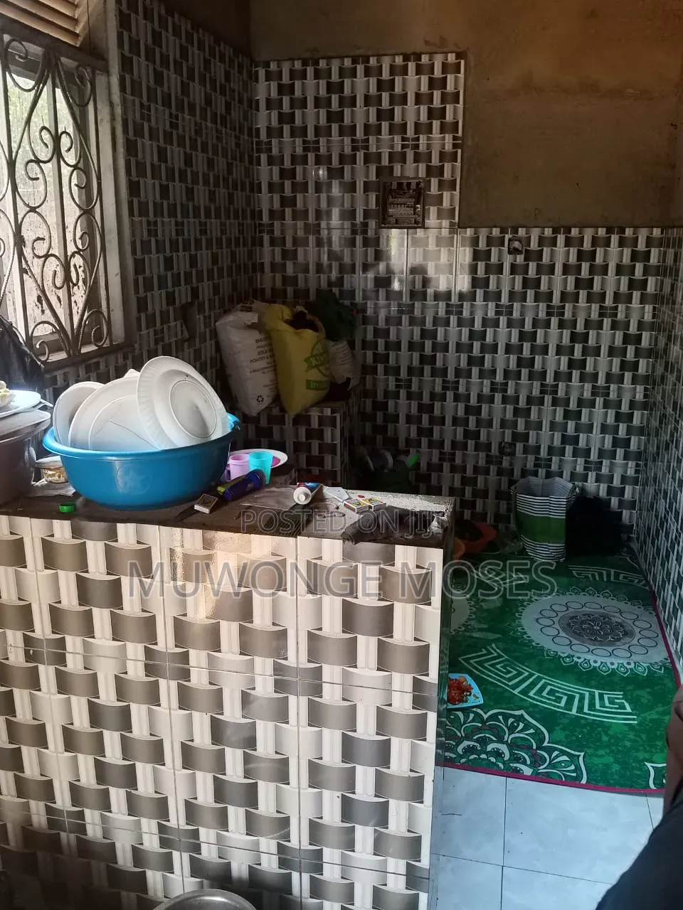3bdrm Bungalow in Katikamu, Wobulenzi TC for sale