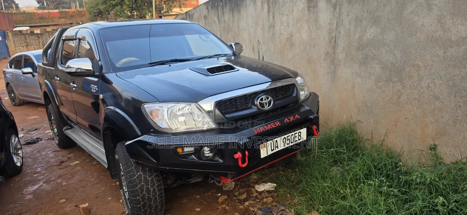 Toyota Hilux 2013 Black
