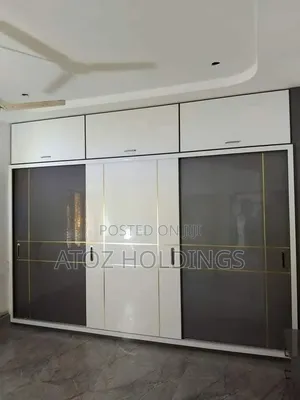 Wardrobes/Las Vegas Wardrobes Any Colour 935,000/- Per Running Meter