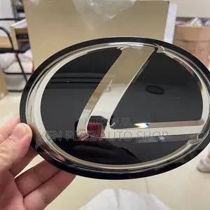 Lexus Grill Logo ( Glass)