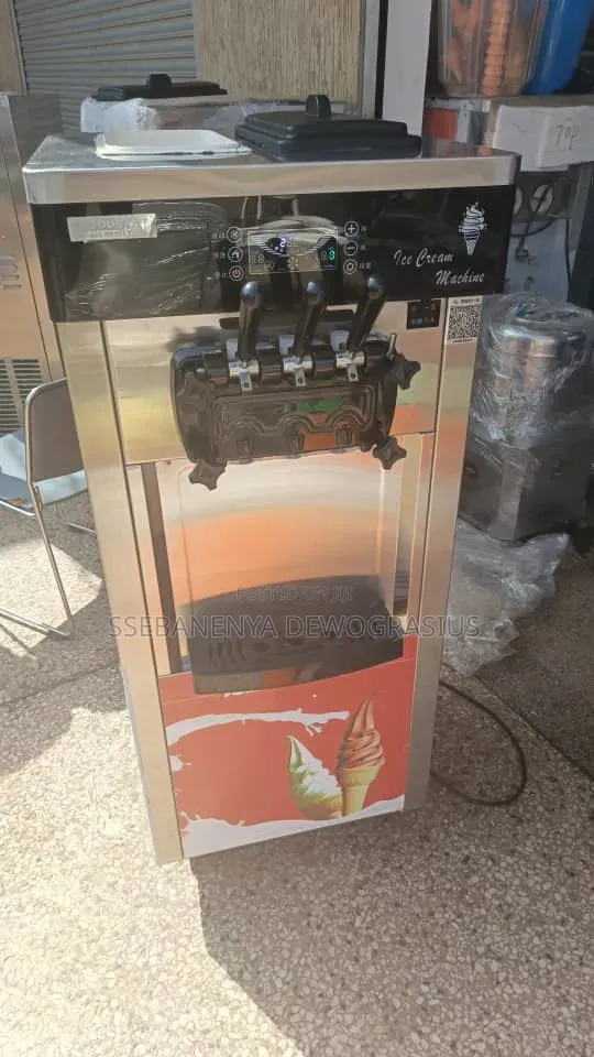 Ice Cream Machine Original 28L