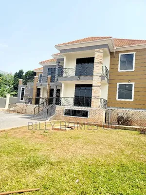 7bdrm Mansion in Ssabagabo-Makindye for sale