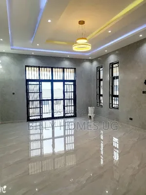 7bdrm Mansion in Ssabagabo-Makindye for sale