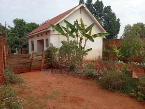 1bdrm House in Buuzi Namulanda, Makindye for sale