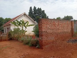 1bdrm House in Buuzi Namulanda, Makindye for sale