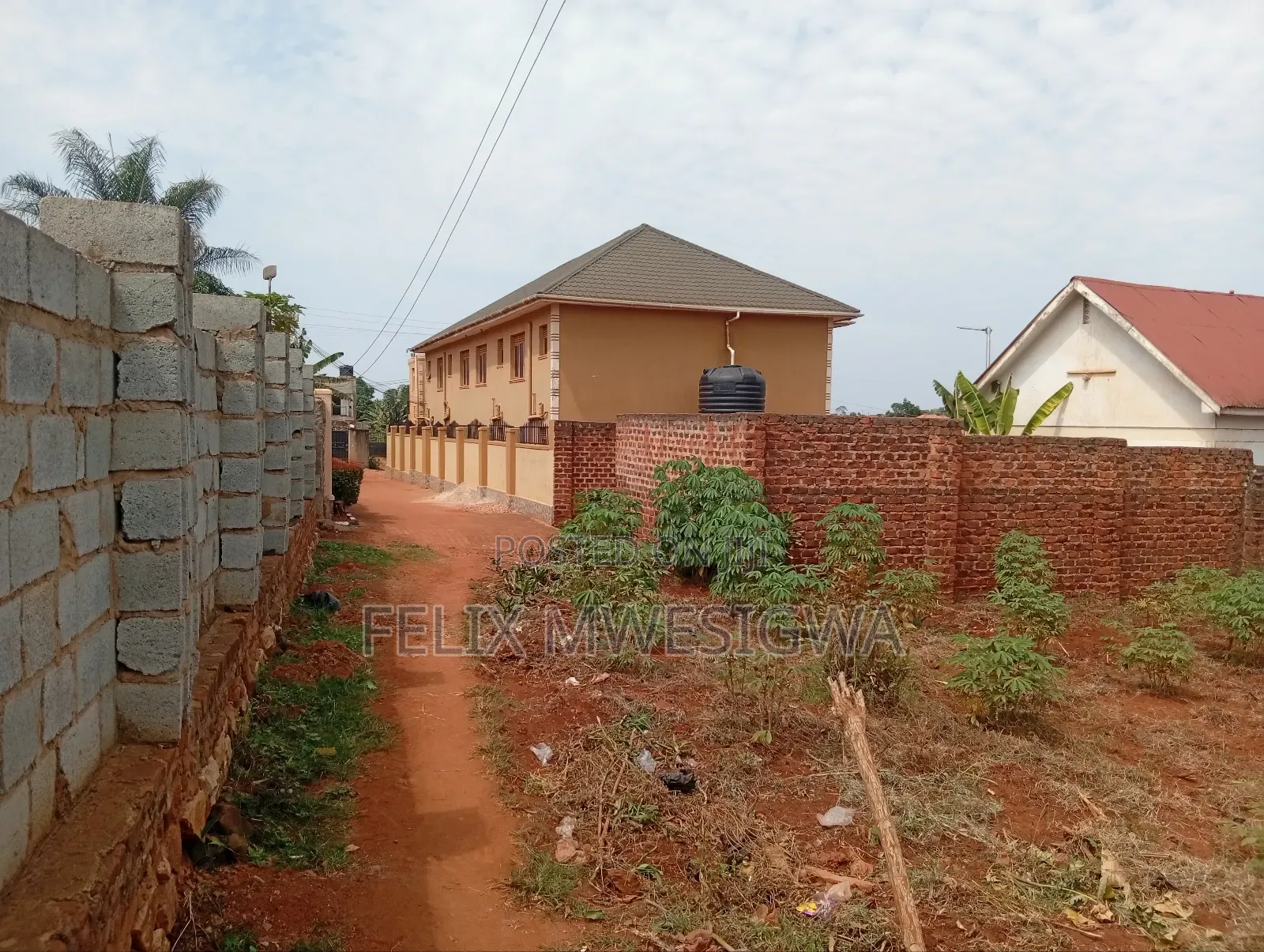 1bdrm House in Buuzi Namulanda, Makindye for sale