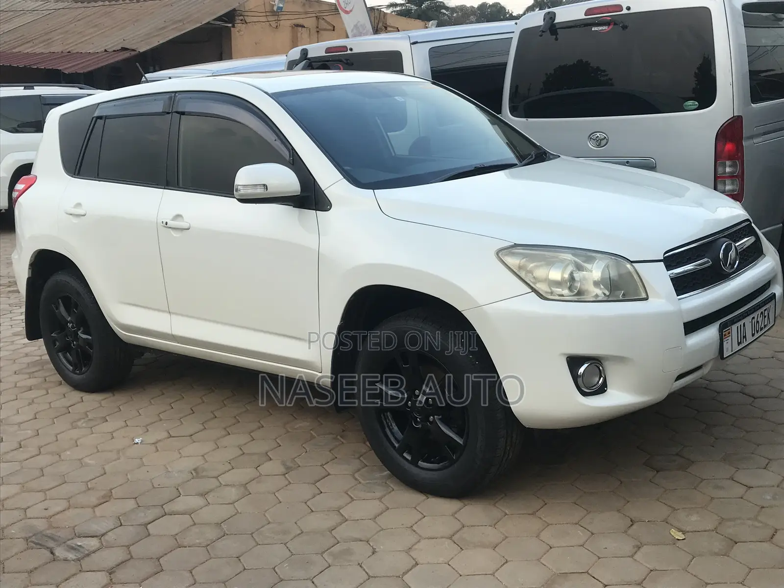 Toyota RAV4 2009 White