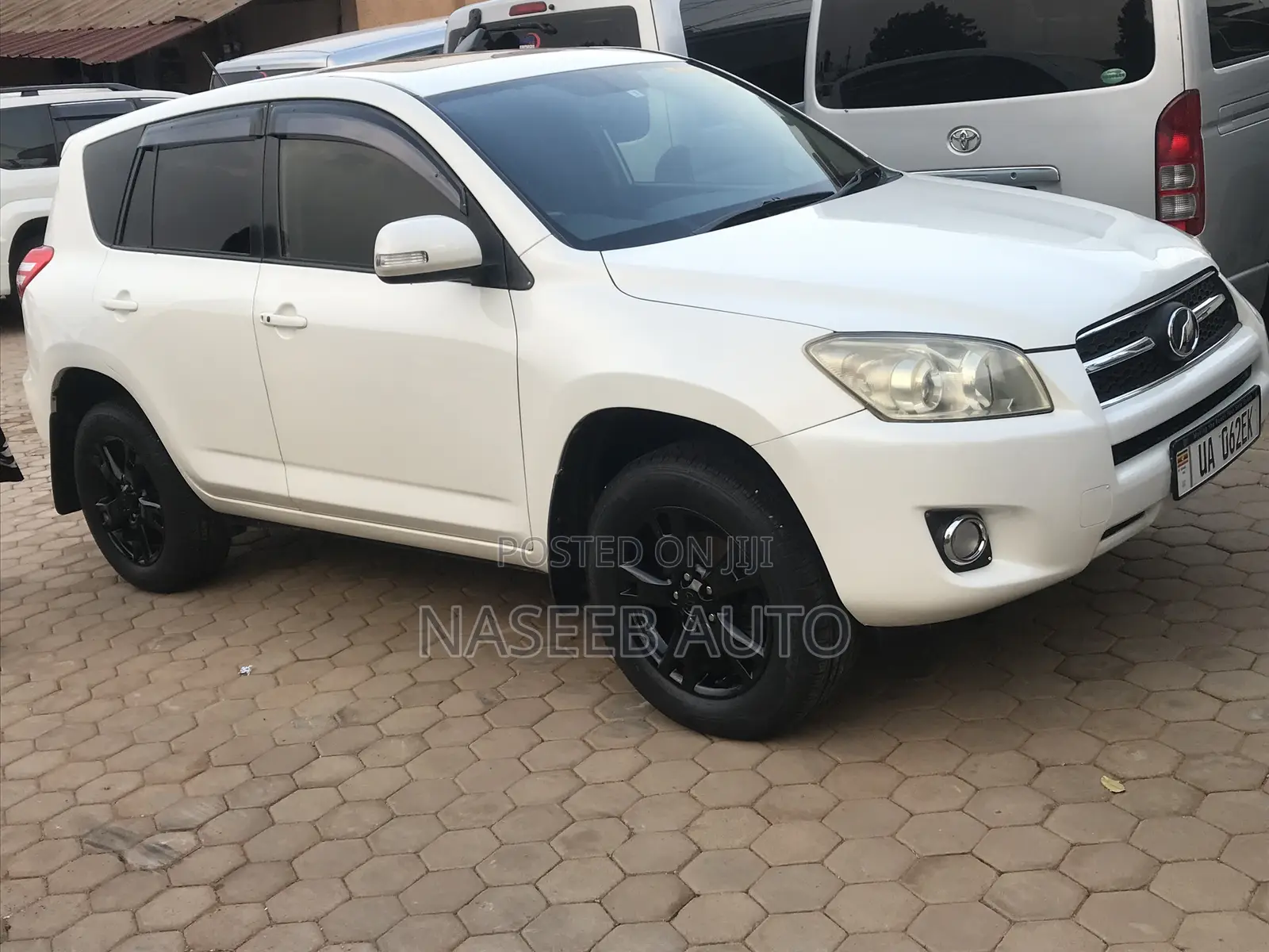 Toyota RAV4 2009 White