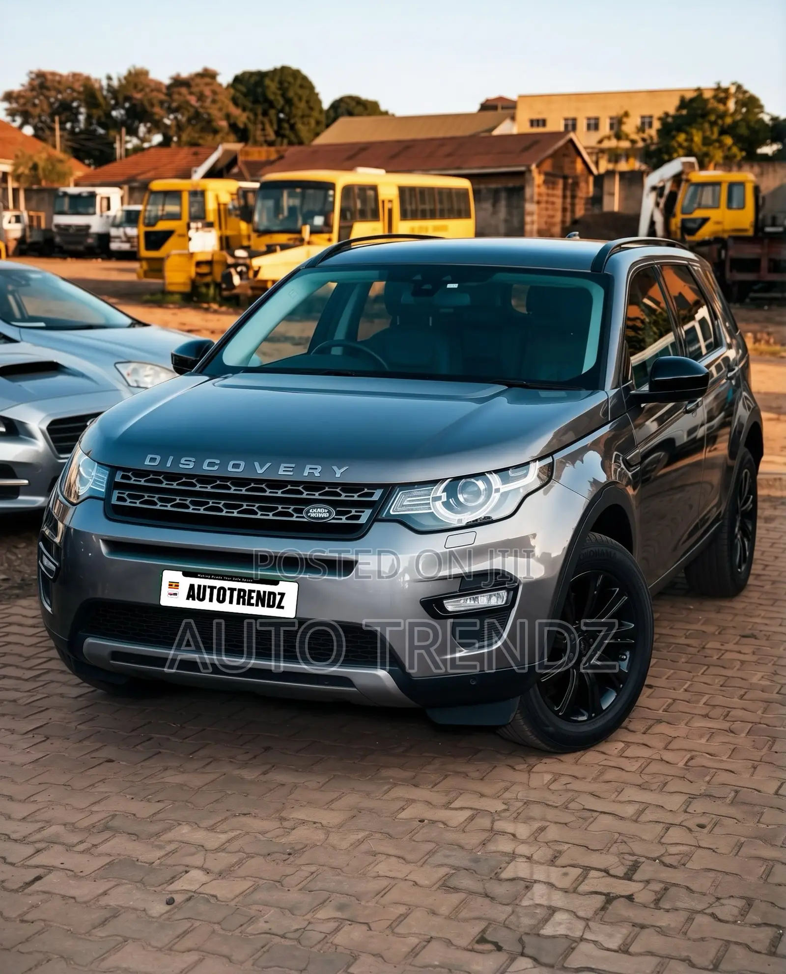 Land Rover Discovery Sport SE 2015 Gray