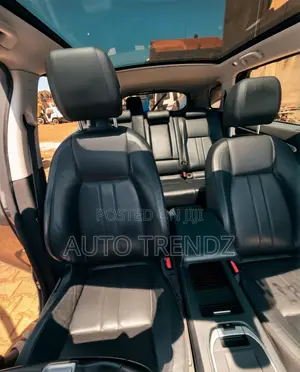 Land Rover Discovery Sport SE 2015 Gray